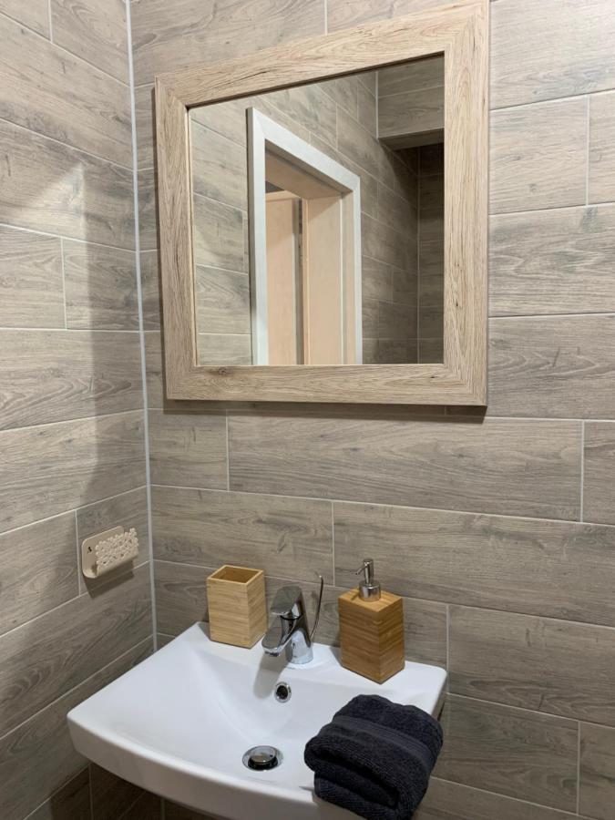 Apartments Тренчин Экстерьер фото