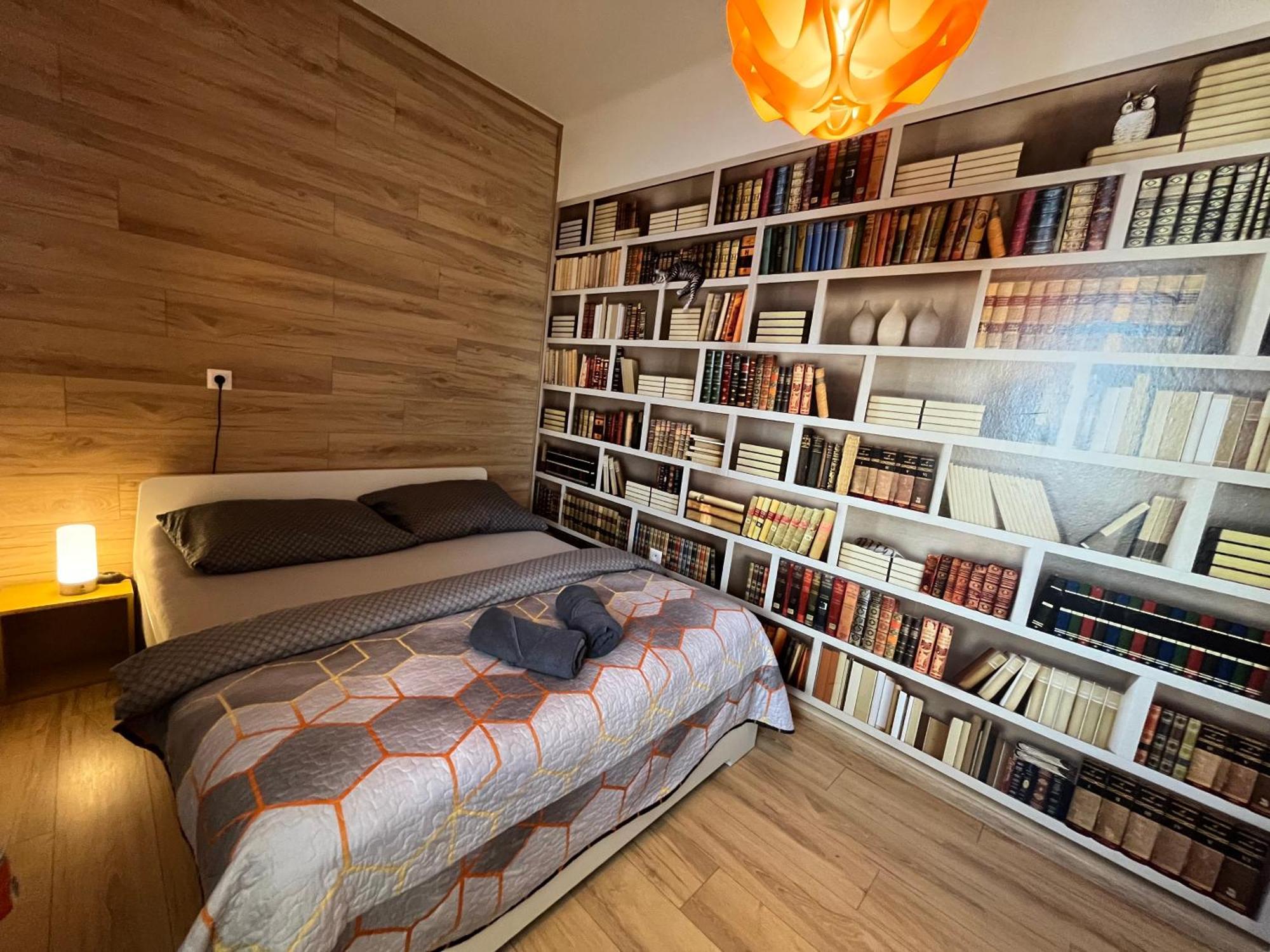 Apartments Тренчин Экстерьер фото