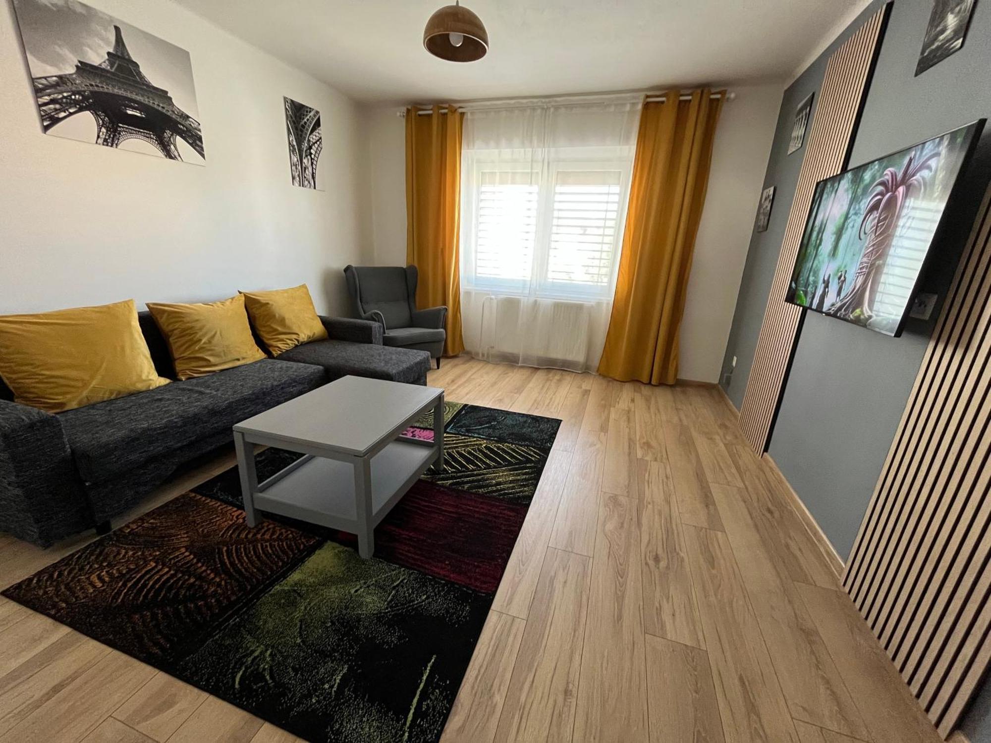 Apartments Тренчин Экстерьер фото